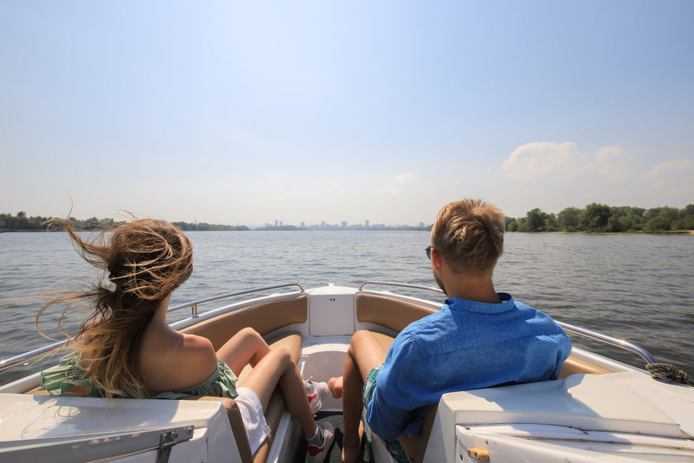 Pros and Cons of Boating In Different Bodies of Water